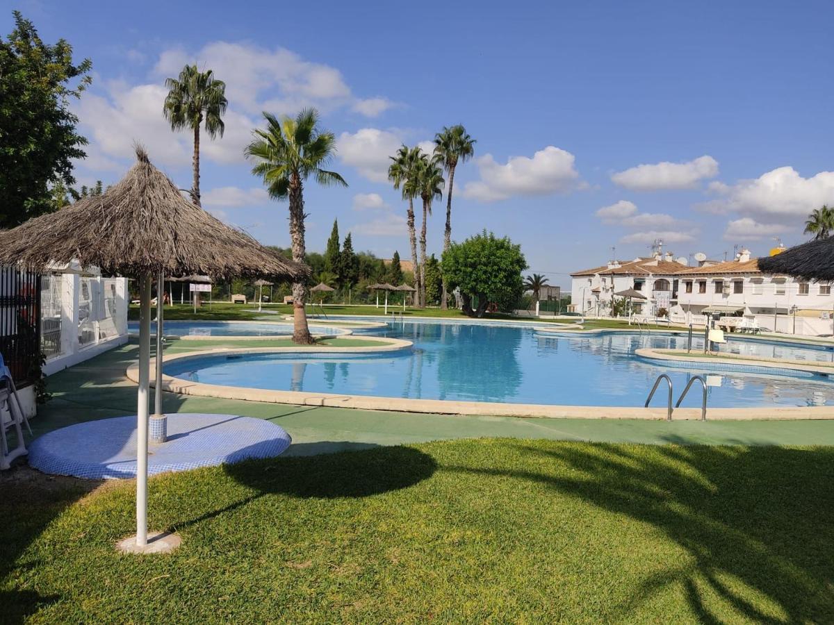Luxury Bungalow Costa Blanca Ground Floor ,Stayorihuelacosta, Lago Jardin 1#Prp003 Torrevieja Exterior photo